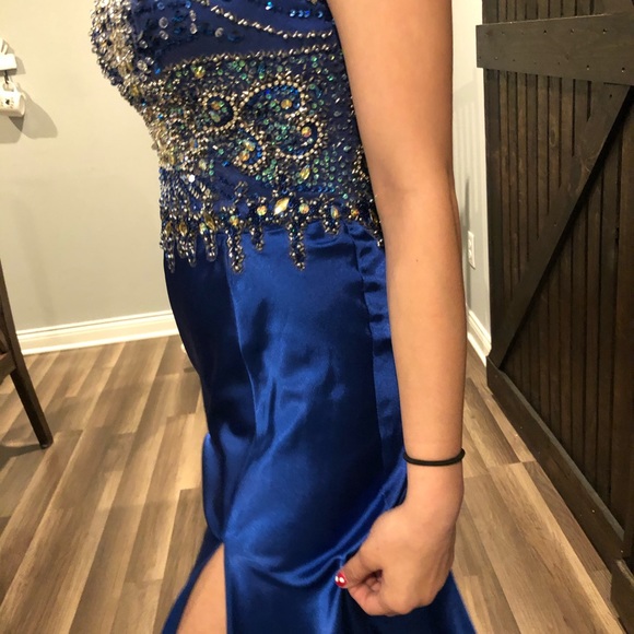 💙💙host pick💙💙Gorgeous prom dress!! - Picture 9 of 9